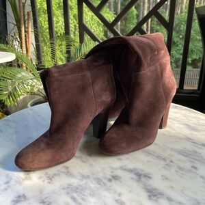 Jessica Simpson Suede Tall Boots – Size 6 – Read Description